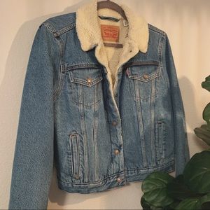 Levi Sherpa ex boyfriend jacket